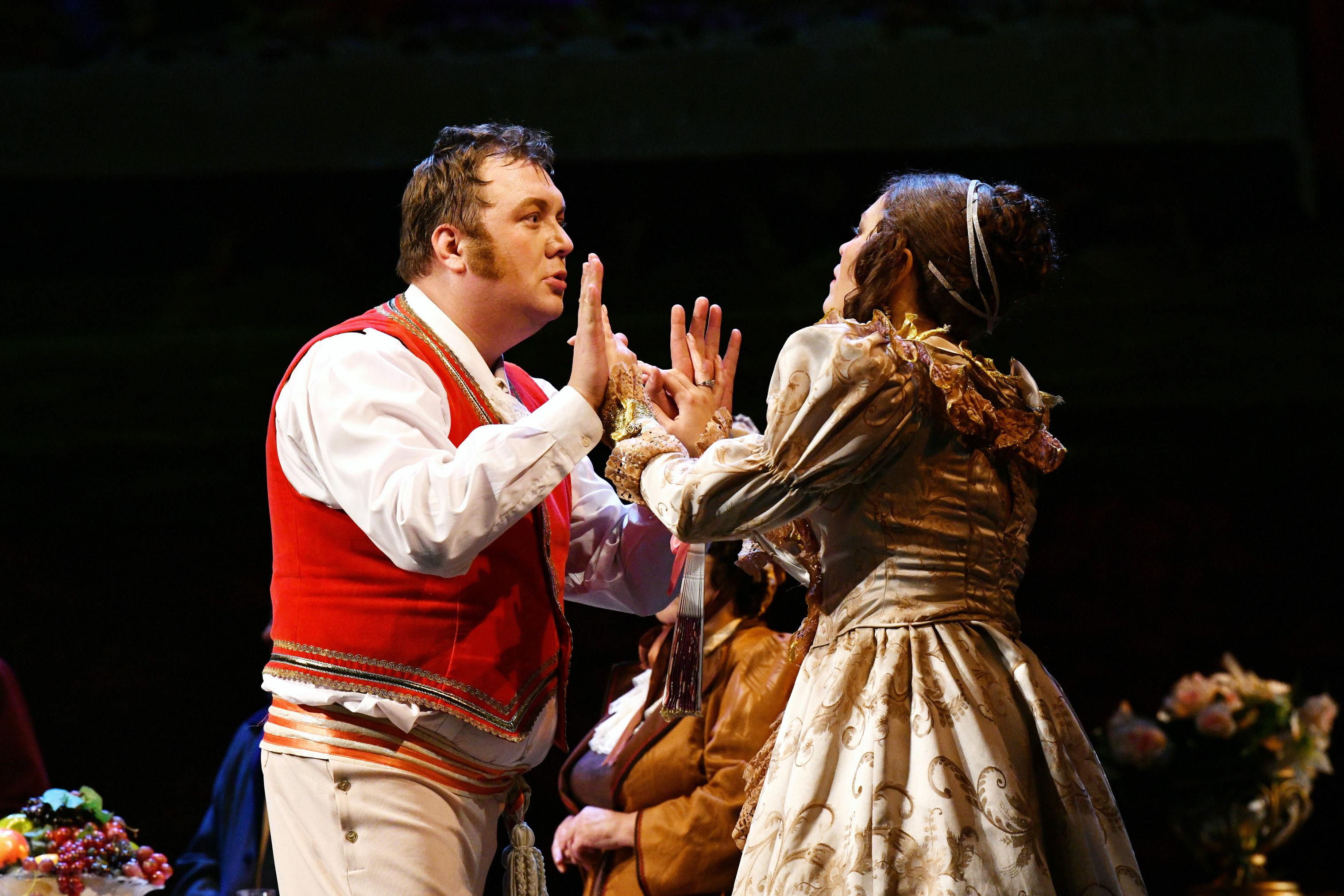 Н.В Гоголь: Ревизор - фото 4