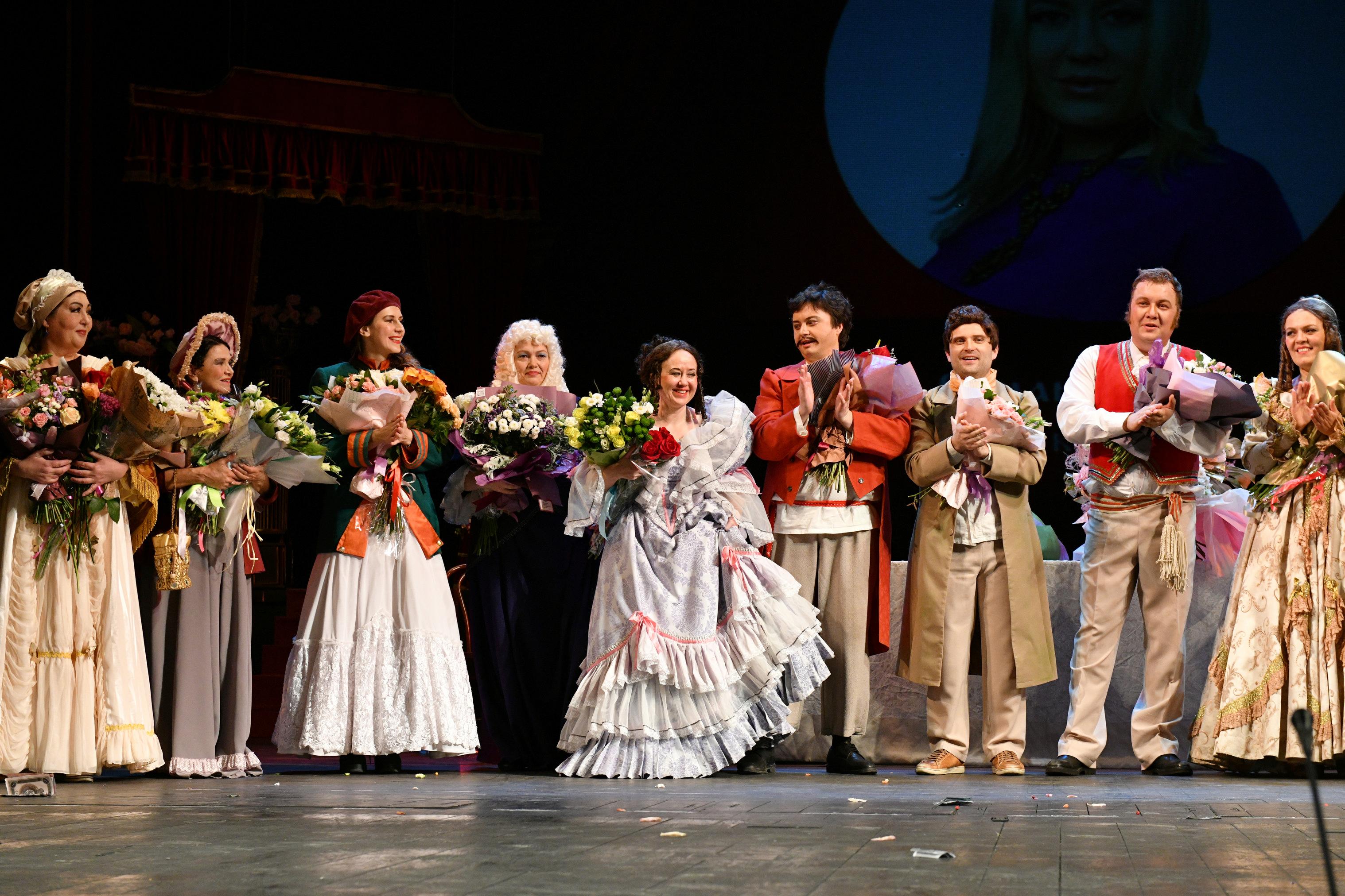 Н.В Гоголь: Ревизор - фото 3