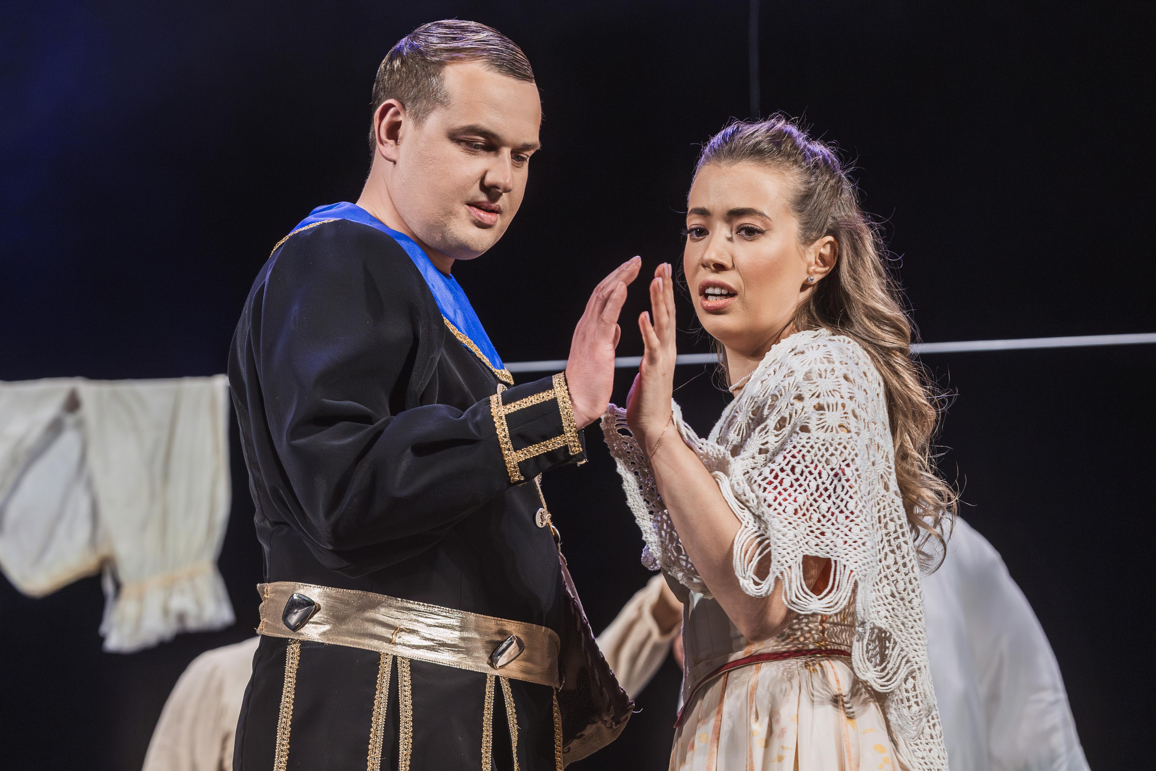 У. Шекспир: Много шума из ничего - фото 4